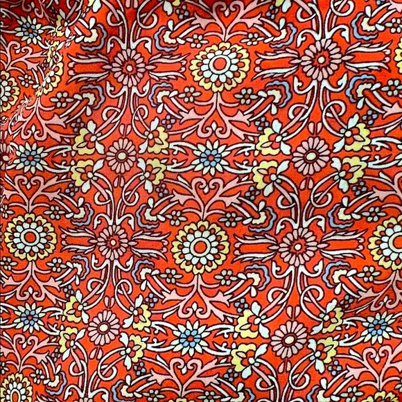 Max Studio Red Floral Blouse - Picture 4 of 5